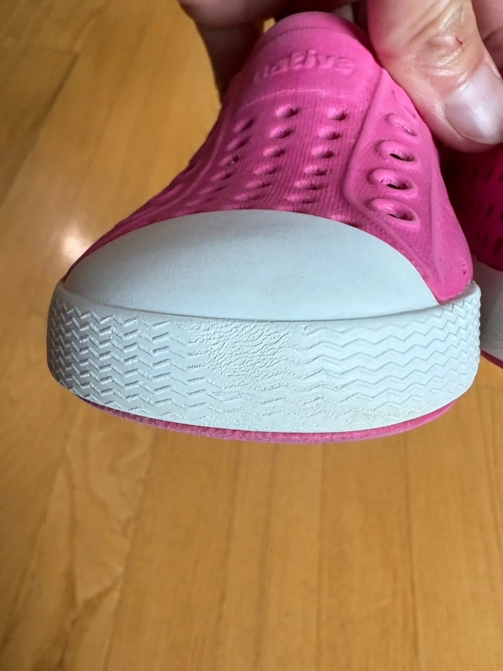 Native Jefferson Slip On Sneakers Shoes Pink White Toddler Girls Size 5 Washable